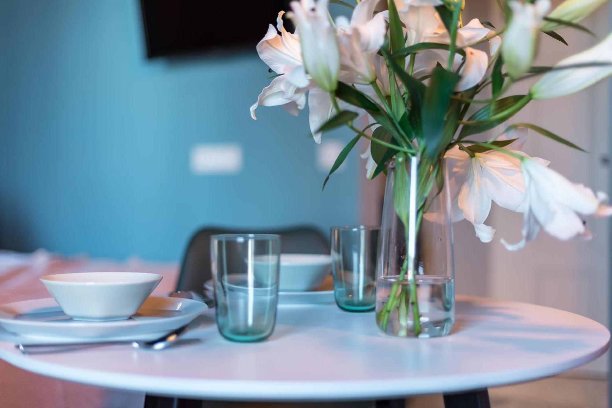 Cichy Zakatek Apartament Przy Starym Rynku Poznan Luaran gambar