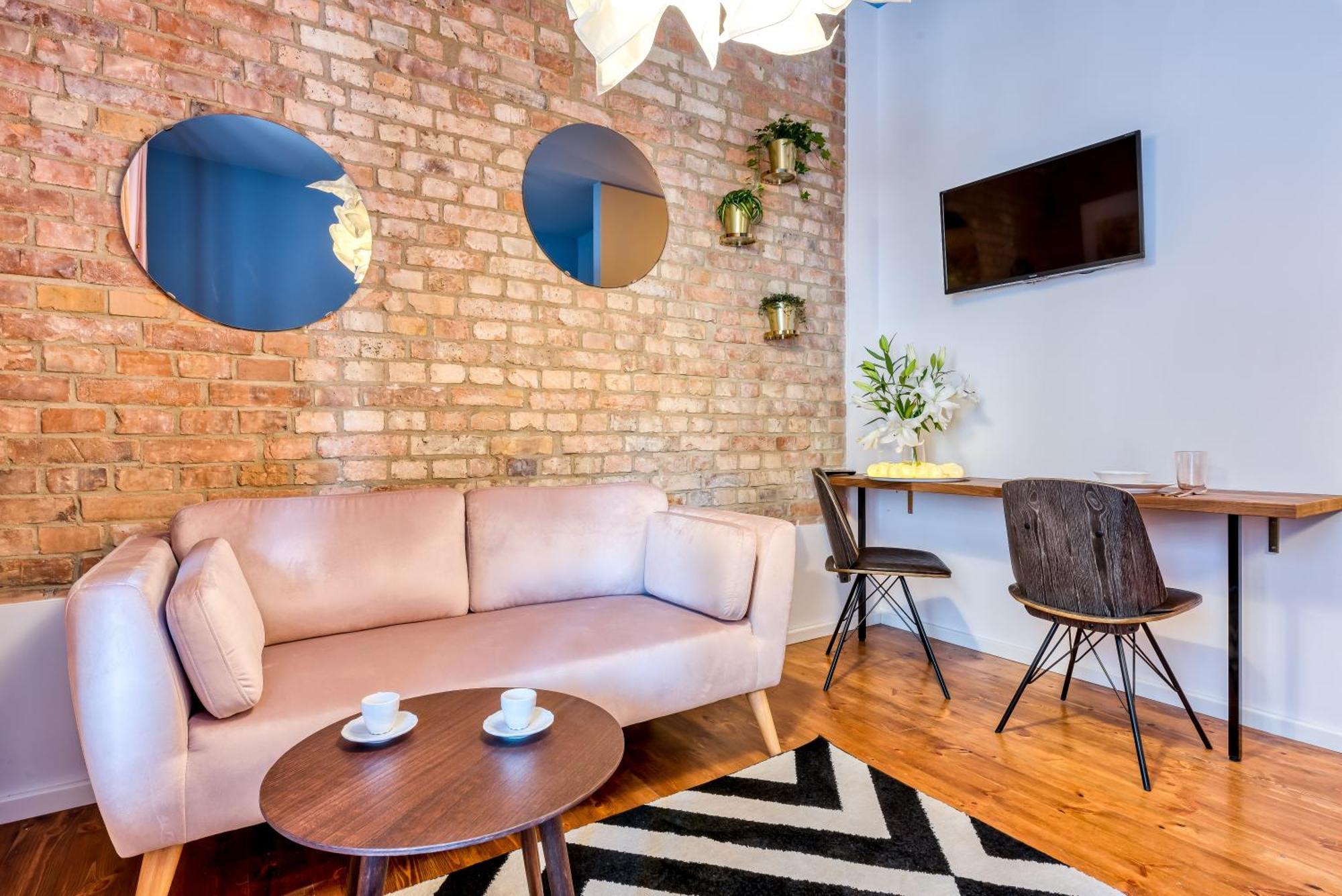 Cichy Zakatek Apartament Przy Starym Rynku Poznan Luaran gambar