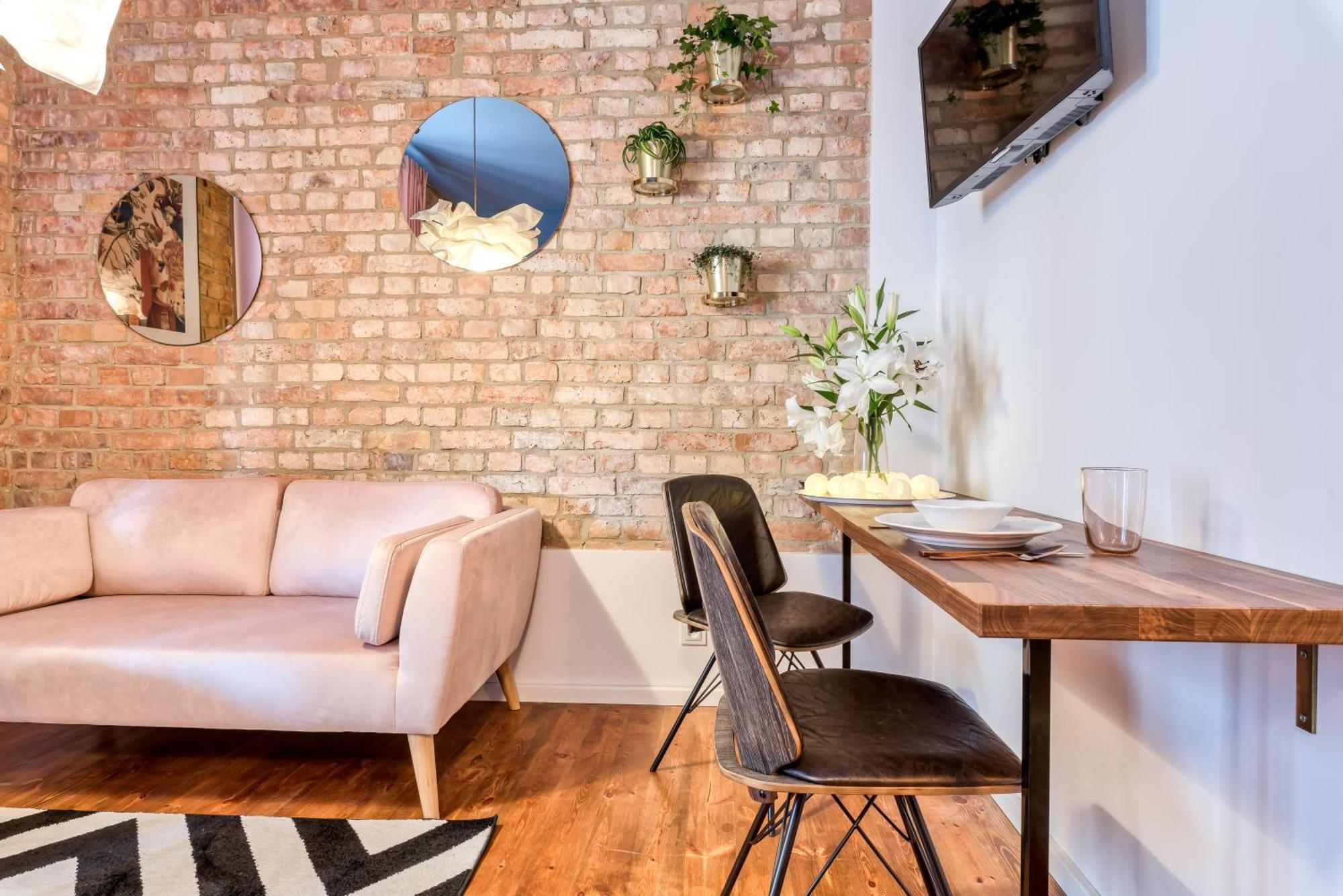 Cichy Zakatek Apartament Przy Starym Rynku Poznan Luaran gambar
