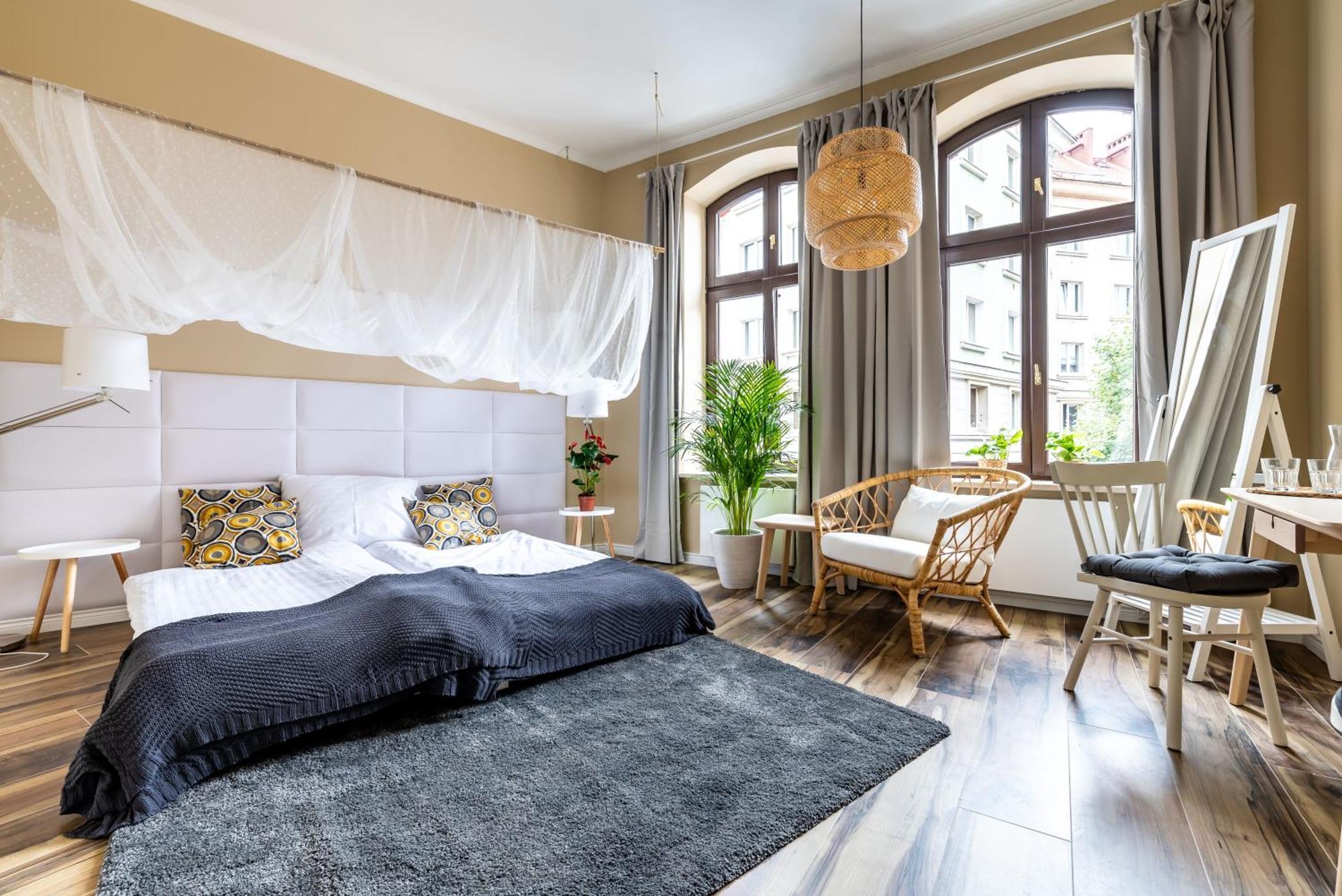 Cichy Zakatek Apartament Przy Starym Rynku Poznan Luaran gambar