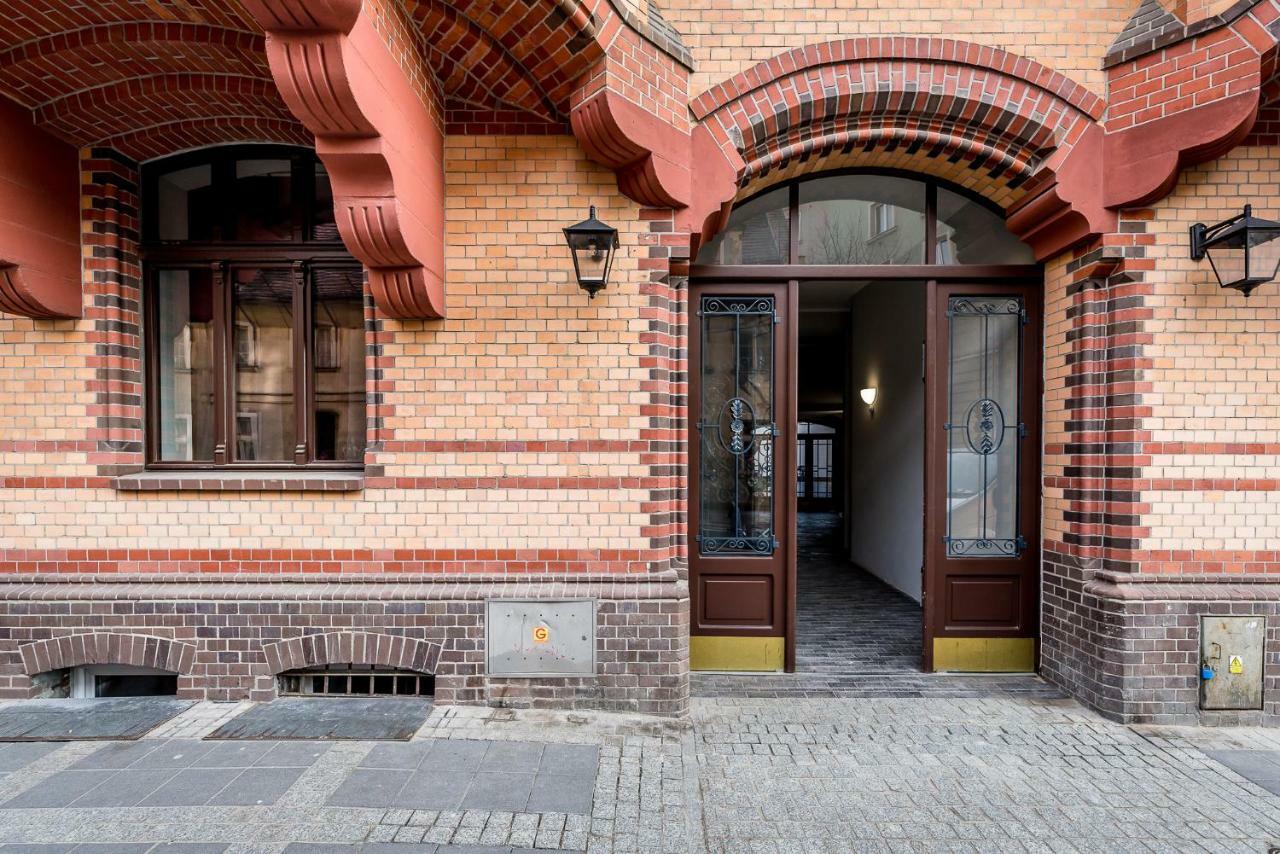 Cichy Zakatek Apartament Przy Starym Rynku Poznan Luaran gambar